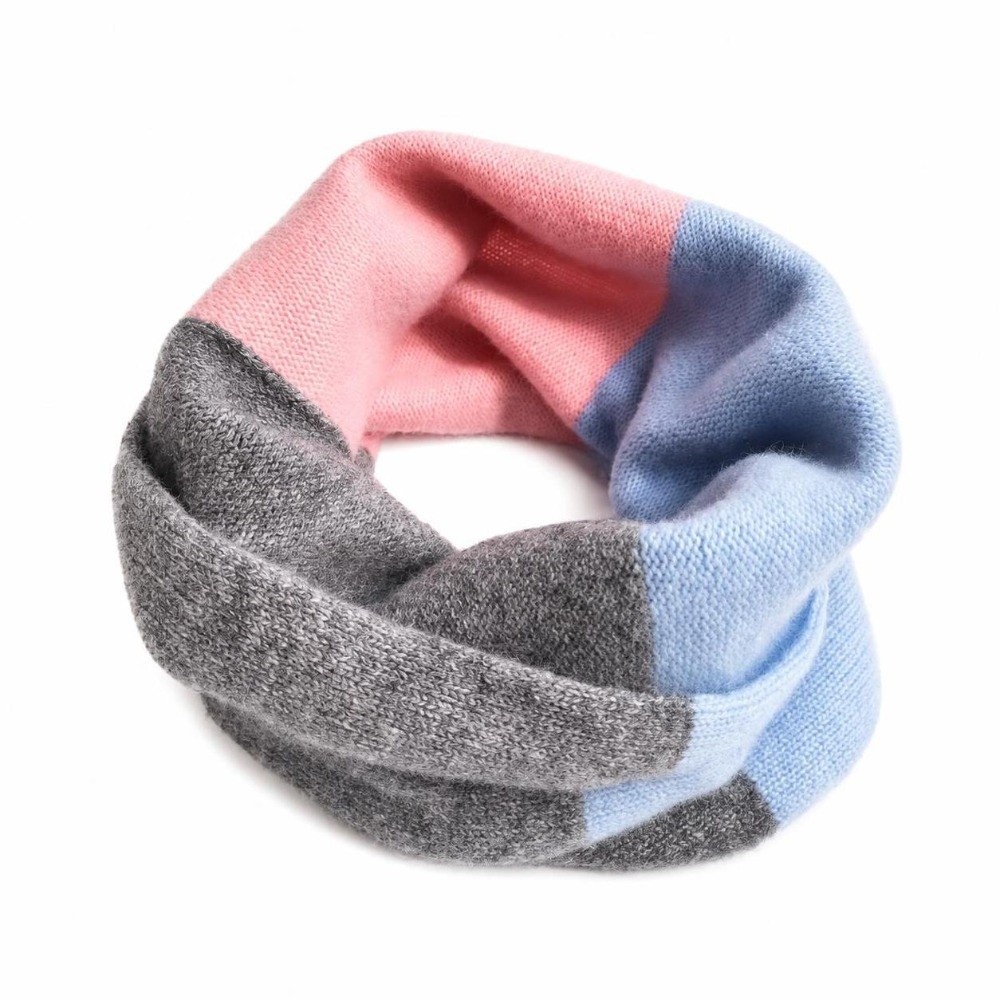 Infinity Scarf Knit - وشاح إنفينيتي ناعم بألوان متداخلة، مصنوع