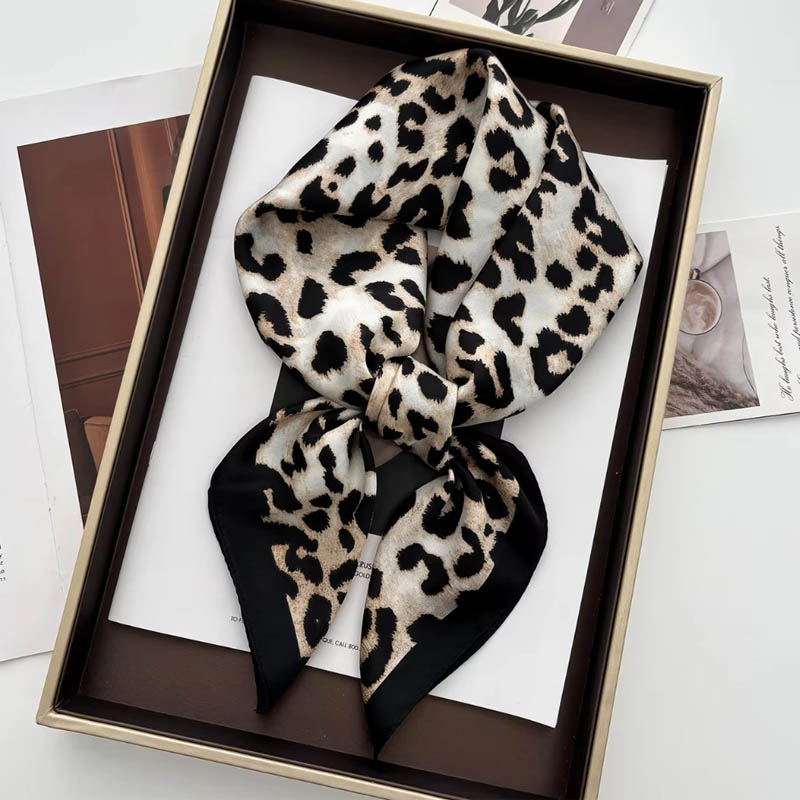 الفاخرة ليوبارد طباعة الإناث ا - مراجعة Face Scarf Mask وسعره
